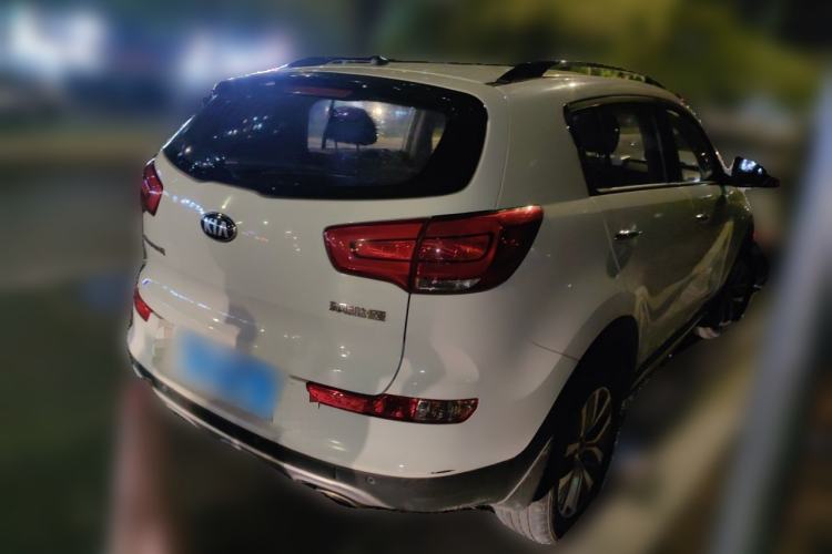 Used Kia Sportage R 2016 2.0L Automatic Two-Wheel Drive GLS Trim Rear Right 45 Deg
