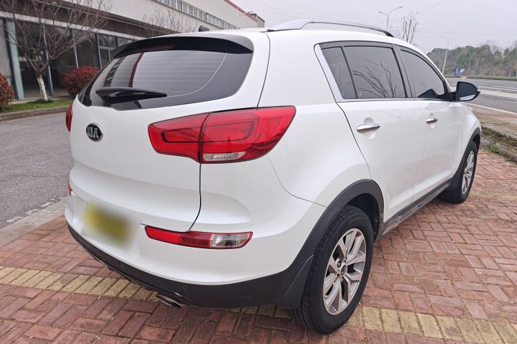 Used Kia Sportage R 2016 2.0L Automatic Two-Wheel Drive GLS Trim Rear Right 45 Deg