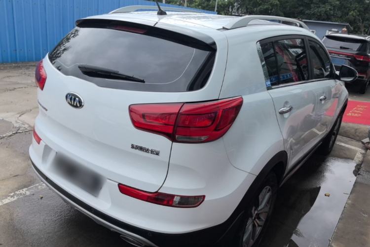 Used Kia Sportage R 2016 2.0L Automatic Two-Wheel Drive GLS Trim Rear Right 45 Deg