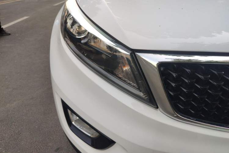 Used Kia Sportage R 2016 2.0L Automatic Two-Wheel Drive GL Right Front Headlight