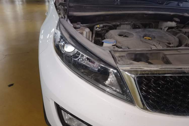 Used Kia Sportage R 2016 2.0L Automatic Two-Wheel Drive GL Right Front Headlight