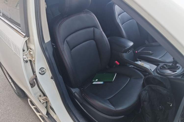 Used Kia Sportage R 2016 2.0L Automatic Two-Wheel Drive GL Right Front Seat