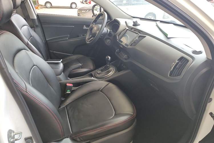 Used Kia Sportage R 2016 2.0L Automatic Two-Wheel Drive GL Right Front Seat