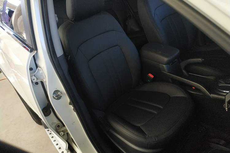 Used Kia Sportage R 2016 2.0L Automatic Two-Wheel Drive GL Right Front Seat