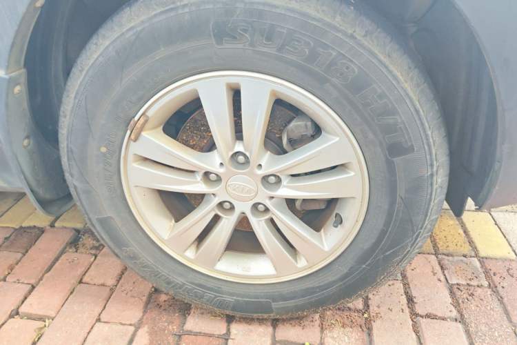 Used Kia Sportage R 2016 2.0L Automatic Two-Wheel Drive GL Right Front Wheel Hub