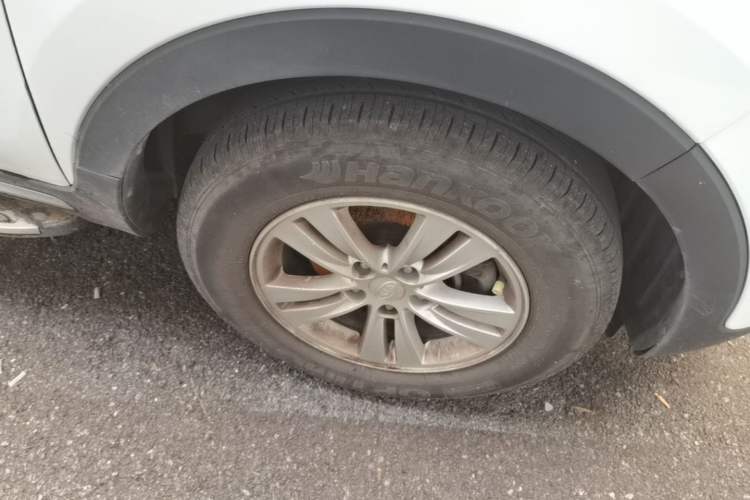 Used Kia Sportage R 2016 2.0L Automatic Two-Wheel Drive GL Right Front Wheel Hub