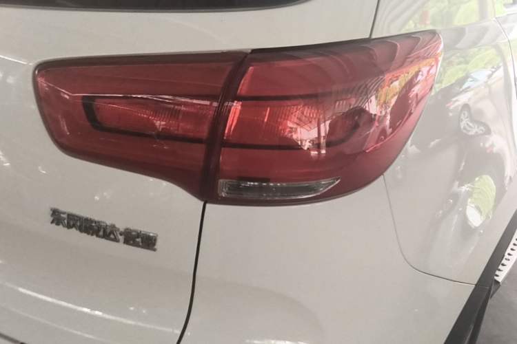 Used Kia Sportage R 2016 2.0L Automatic Two-Wheel Drive GLS Trim Right Rear Taillight