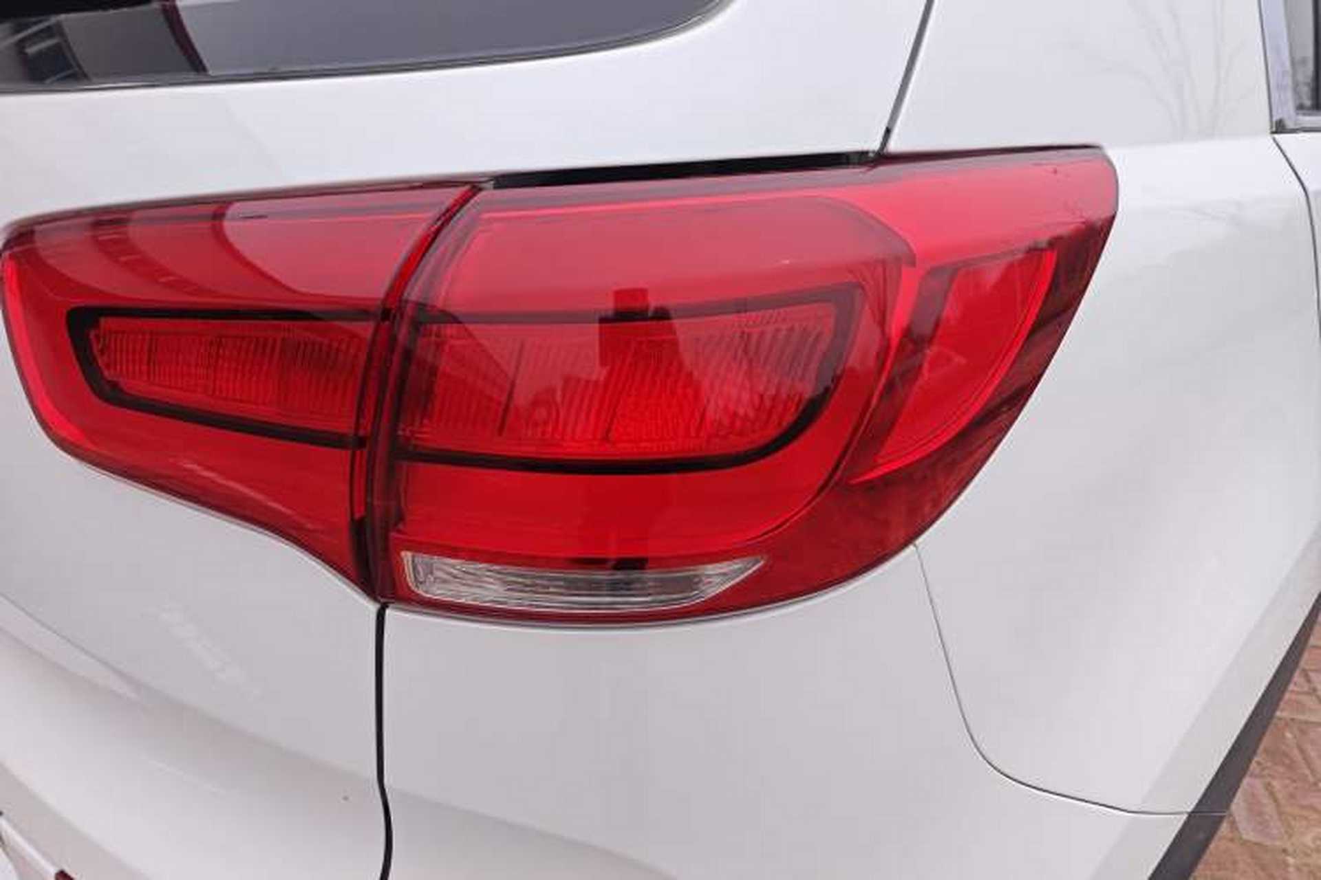 Used Kia Sportage R 2016 2.0L Automatic Two-Wheel Drive GLS Trim Right Rear Taillight