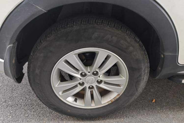 Used Kia Sportage R 2016 2.0L Automatic Two-Wheel Drive GL Right Rear Wheel Hub