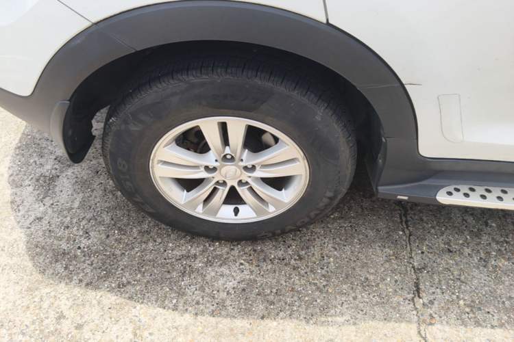 Used Kia Sportage R 2016 2.0L Automatic Two-Wheel Drive GL Right Rear Wheel Hub