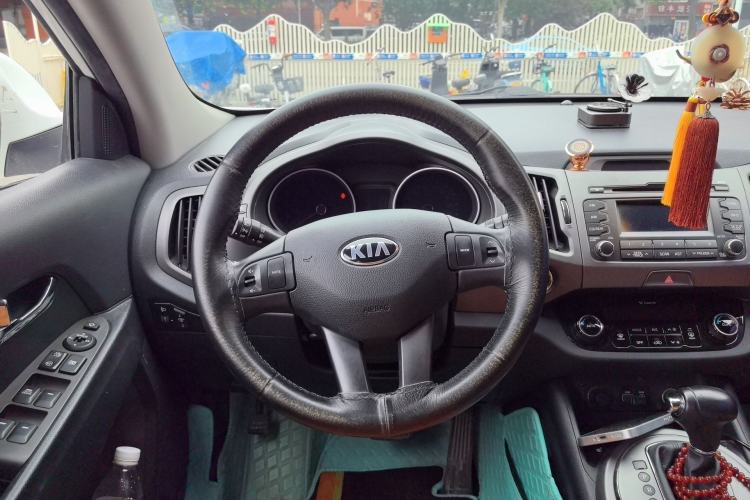 Used Kia Sportage R 2016 2.0L Automatic Two-Wheel Drive DLX Steering Wheel