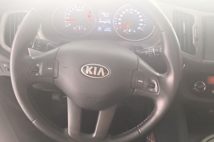 Used Kia Sportage R 2016 2.0L Automatic Two-Wheel Drive GLS Trim Steering Wheel