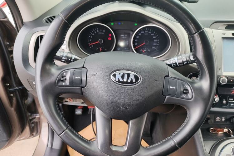 Used Kia Sportage R 2016 2.0L Automatic Two-Wheel Drive GLS Trim Steering Wheel
