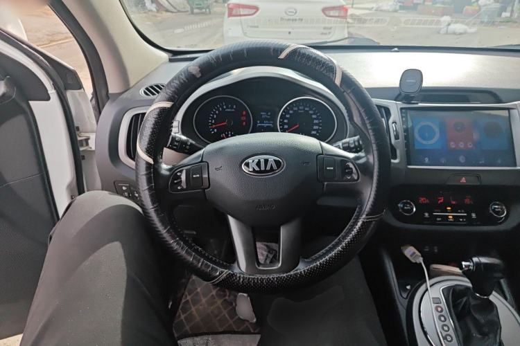Used Kia Sportage R 2016 2.0L Automatic Two-Wheel Drive DLX Steering Wheel