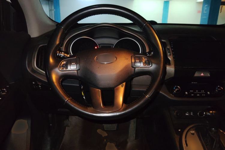Used Kia Sportage R 2016 2.0L Automatic Two-Wheel Drive DLX Steering Wheel