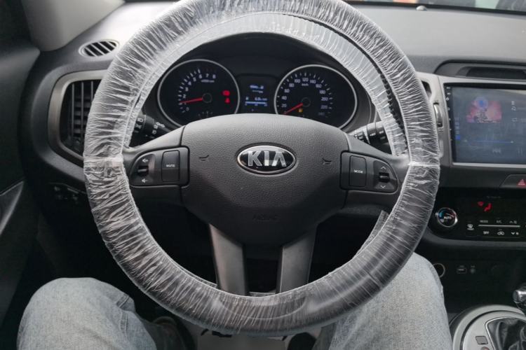Used Kia Sportage R 2016 2.0L Automatic Two-Wheel Drive GLS Trim Steering Wheel