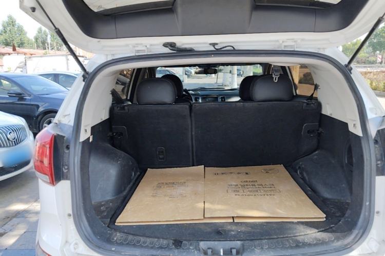 Used Kia Sportage R 2016 2.0L Automatic Two-Wheel Drive GL Trunk