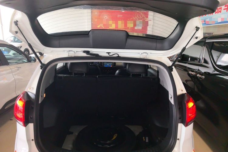 Used Kia Sportage R 2016 2.0L Manual Two-Wheel Drive GL Trim Trunk