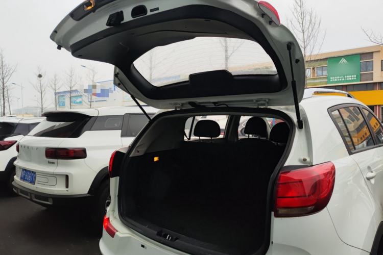 Used Kia Sportage R 2016 2.0L Automatic Two-Wheel Drive GL Trunk