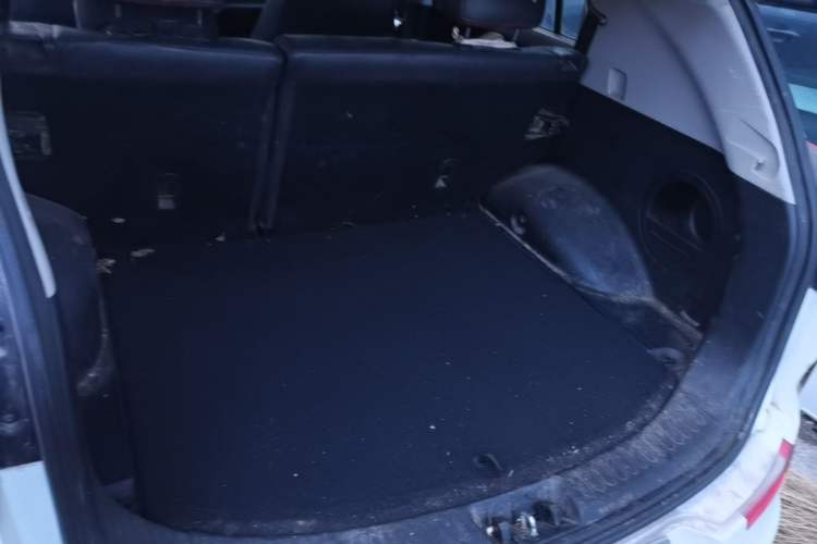 Used Kia Sportage R 2016 2.0L Automatic Two-Wheel Drive GL Trunk