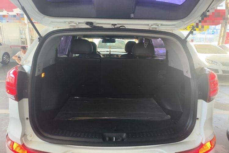 Used Kia Sportage R 2016 2.0L Automatic Two-Wheel Drive GL Trunk