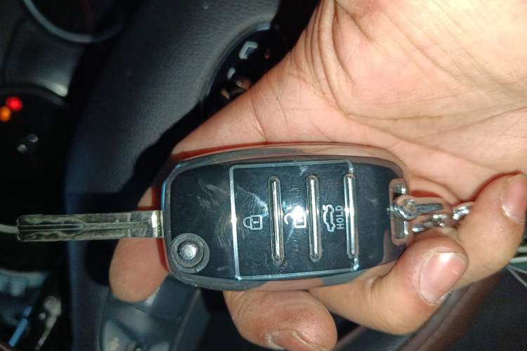 Used Kia Sportage R 2016 2.0L Automatic Two-Wheel Drive GL Vehicle Key