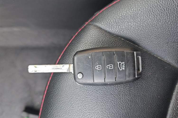 Used Kia Sportage R 2016 2.0L Automatic Two-Wheel Drive GL Vehicle Key