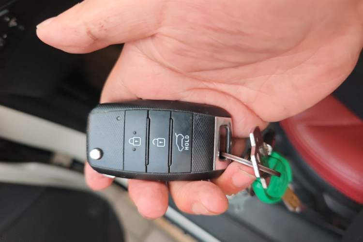 Used Kia Sportage R 2016 2.0L Automatic Two-Wheel Drive GL Vehicle Key
