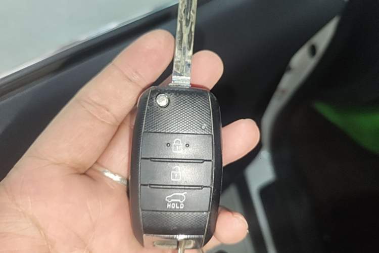 Used Kia Sportage R 2016 2.0L Automatic Two-Wheel Drive GL Vehicle Key