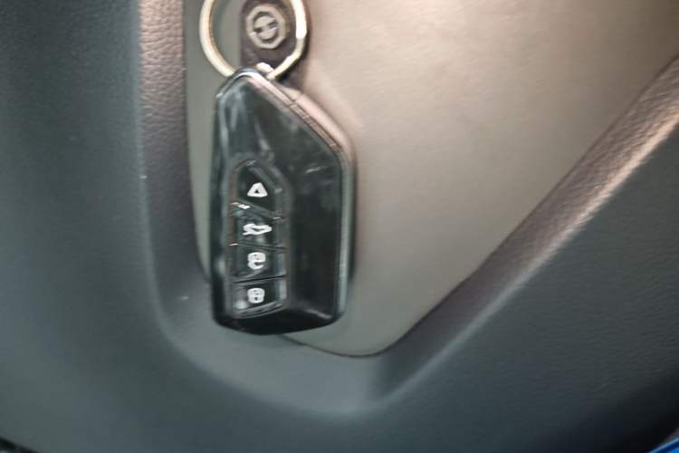 Used Kia Sportage R 2016 2.0L Automatic Two-Wheel Drive GLS Trim Vehicle Key