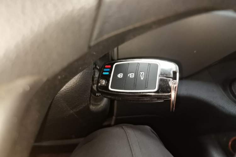 Used Kia Sportage R 2016 2.0L Automatic Two-Wheel Drive GL Vehicle Key