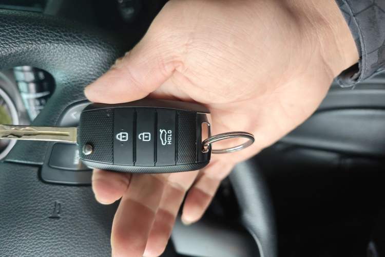 Used Kia Sportage R 2016 2.0L Automatic Two-Wheel Drive GL Vehicle Key