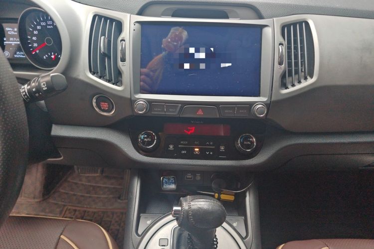 Used Kia Sportage R 2016 2.0L Automatic Two-Wheel Drive DLX Audio And AC Panel