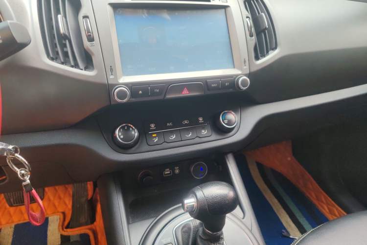 Used Kia Sportage R 2016 2.0L Automatic Two-Wheel Drive GL Audio And AC Panel