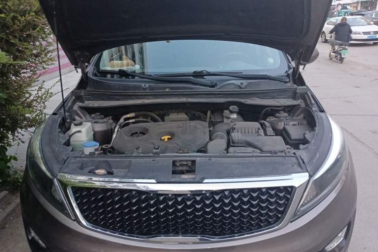 Used Kia Sportage R 2016 2.0L Automatic Two-Wheel Drive GL Engine Bay