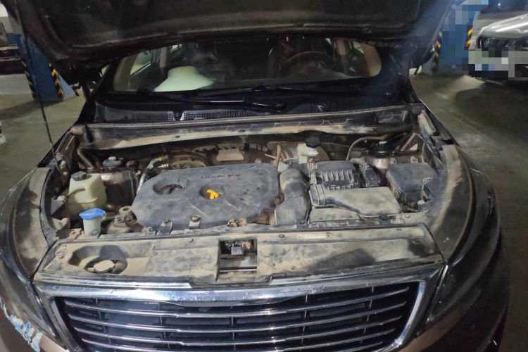 Used Kia Sportage R 2016 2.0L Automatic Two-Wheel Drive GLS Trim Engine Bay Left