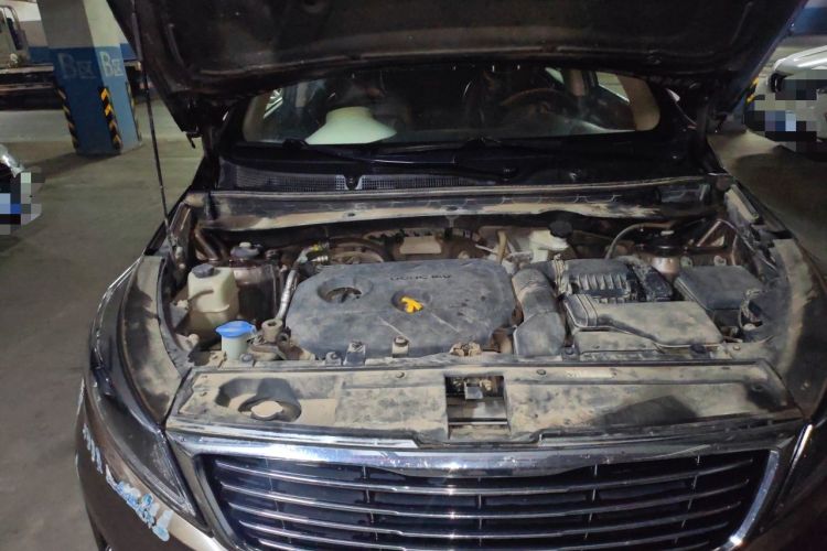 Used Kia Sportage R 2016 2.0L Automatic Two-Wheel Drive GLS Trim Engine Bay Right