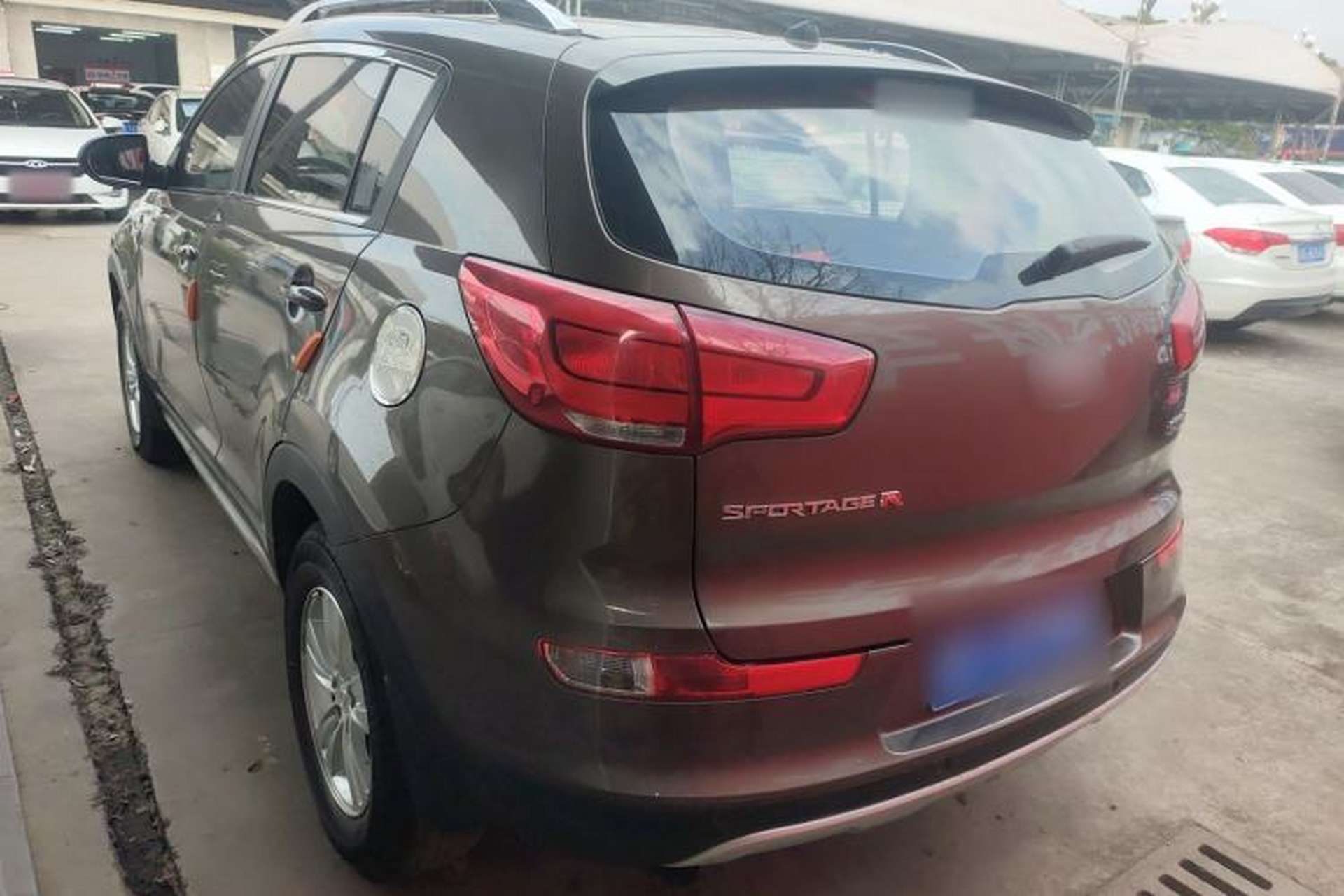 Used Kia Sportage R 2016 2.0L Automatic Two-Wheel Drive GL Exterior 2