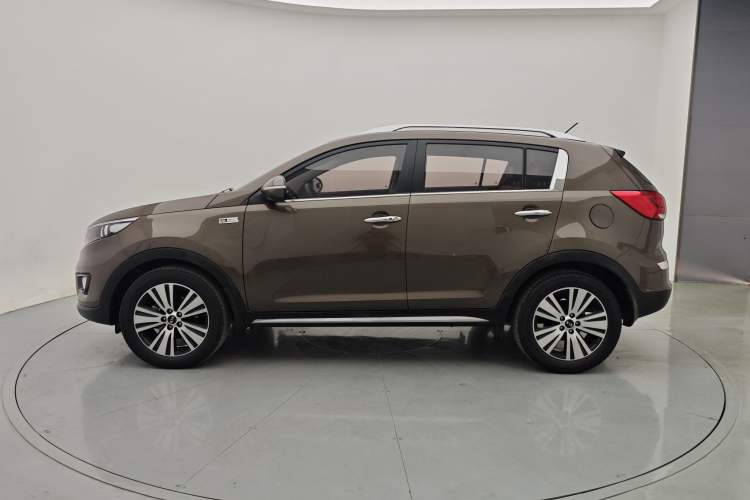 Used Kia Sportage R 2016 2.0L Automatic Two-Wheel Drive DLX Exterior 4