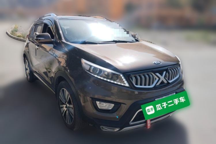 Used Kia Sportage R 2016 2.0L Automatic Two-Wheel Drive DLX Front Right 45 Deg