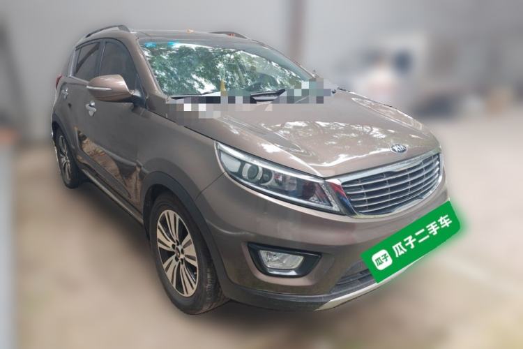 Used Kia Sportage R 2016 2.0L Automatic Two-Wheel Drive DLX Front Right 45 Deg