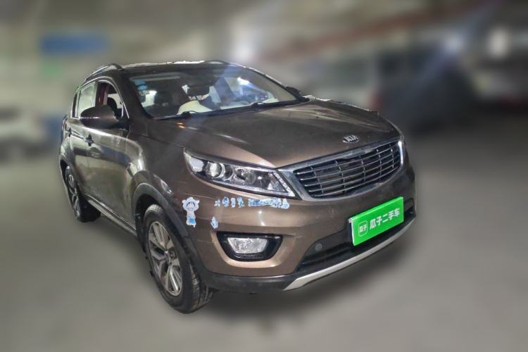 Used Kia Sportage R 2016 2.0L Automatic Two-Wheel Drive GLS Trim Front Right 45 Deg