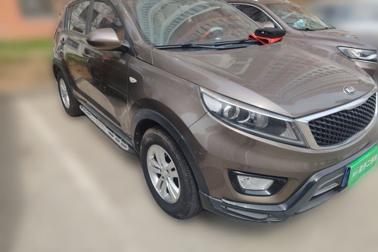 Used Kia Sportage R 2016 2.0L Automatic Two-Wheel Drive GL Front Right 45 Deg