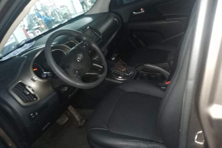 Used Kia Sportage R 2016 2.0L Automatic Two-Wheel Drive GL Left Front Seat