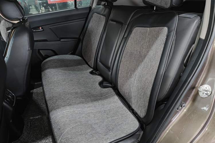 Used Kia Sportage R 2016 2.0L Automatic Two-Wheel Drive GLS Trim Left Rear Seat