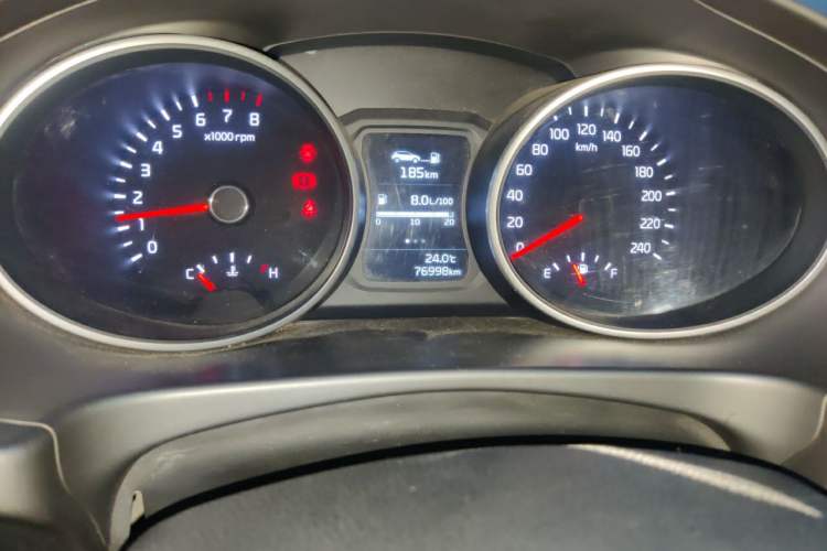 Used Kia Sportage R 2016 2.0L Manual Two-Wheel Drive GL Trim Odometer Close Up