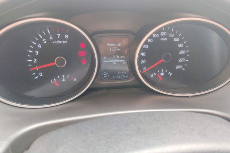 Used Kia Sportage R 2016 2.0L Automatic Two-Wheel Drive GL Odometer Close Up