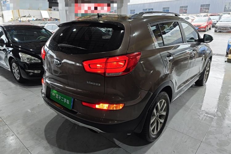 Used Kia Sportage R 2016 2.0L Automatic Two-Wheel Drive GLS Trim Rear Right 45 Deg