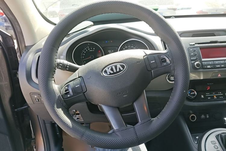 Used Kia Sportage R 2016 2.0L Automatic Two-Wheel Drive DLX Steering Wheel