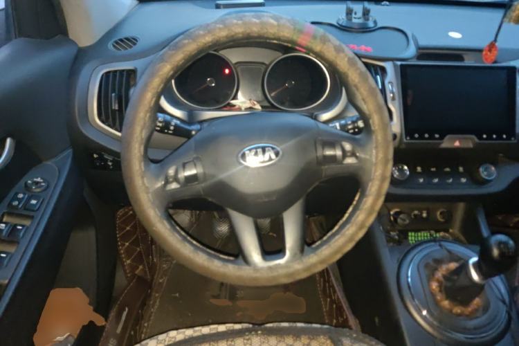 Used Kia Sportage R 2016 2.0L Manual Two-Wheel Drive GL Trim Steering Wheel